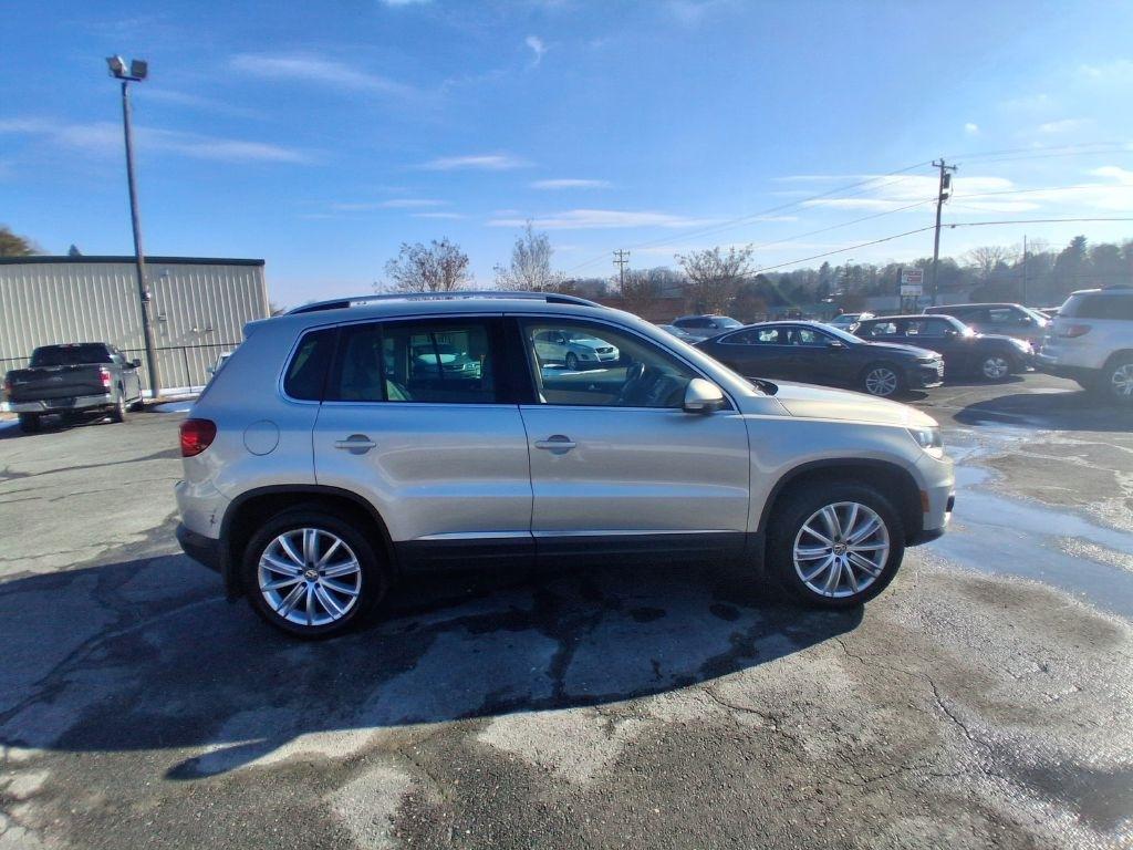 Volkswagen Tiguan SE 4Motion 2014