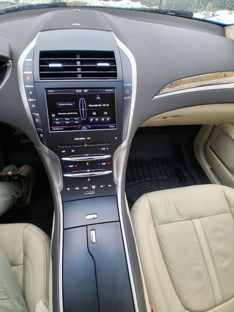 Lincoln MKZ AWD 2013