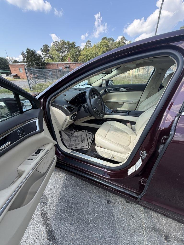 Lincoln MKZ AWD 2013