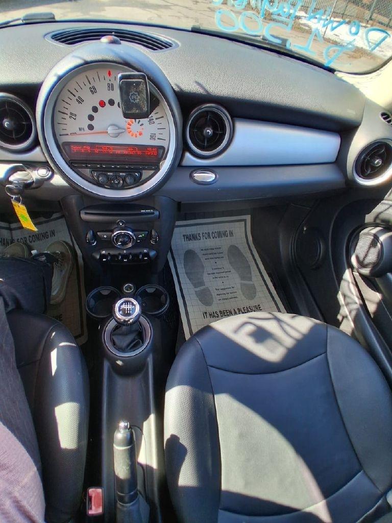 MINI Cooper Base 2011