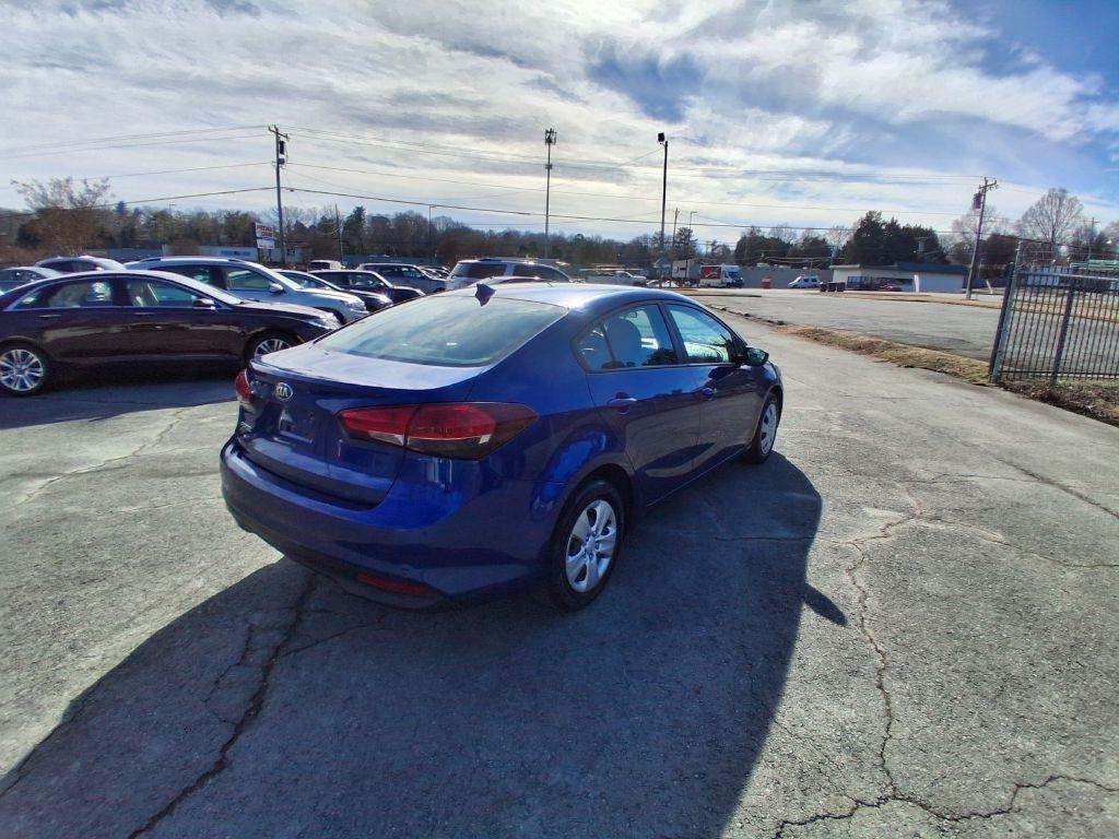 Kia Forte LX 6A 2017