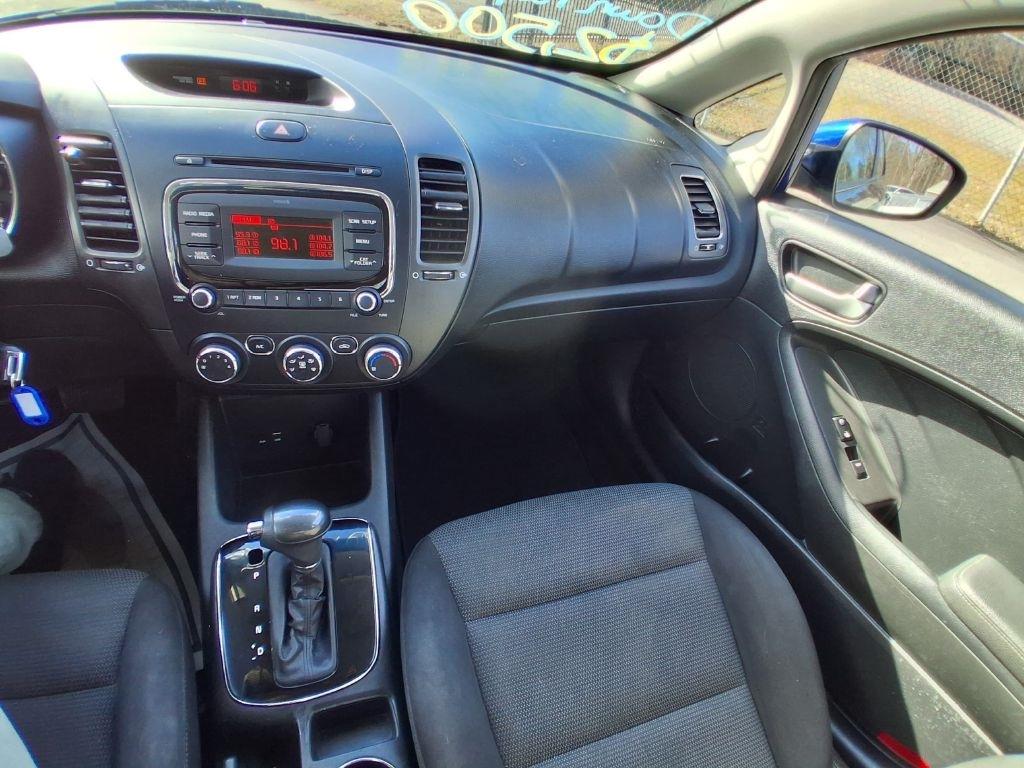 Kia Forte LX 6A 2017