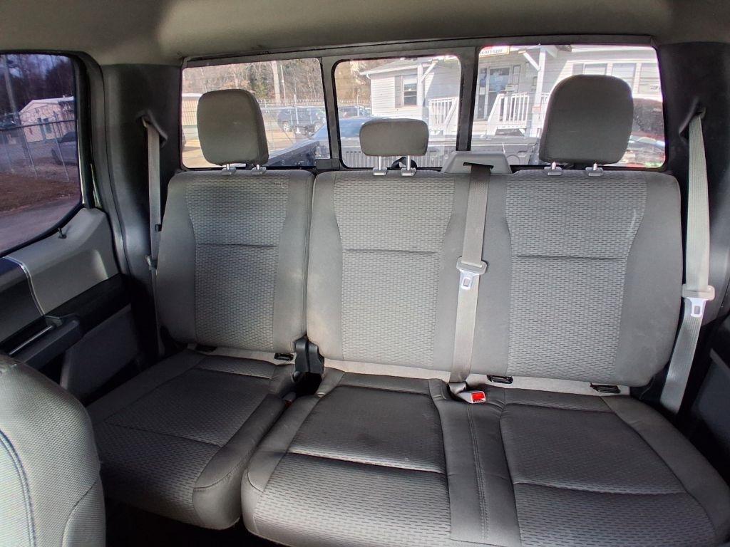 Ford F-150 XL SuperCrew 5.5-ft. Bed 4WD 2015