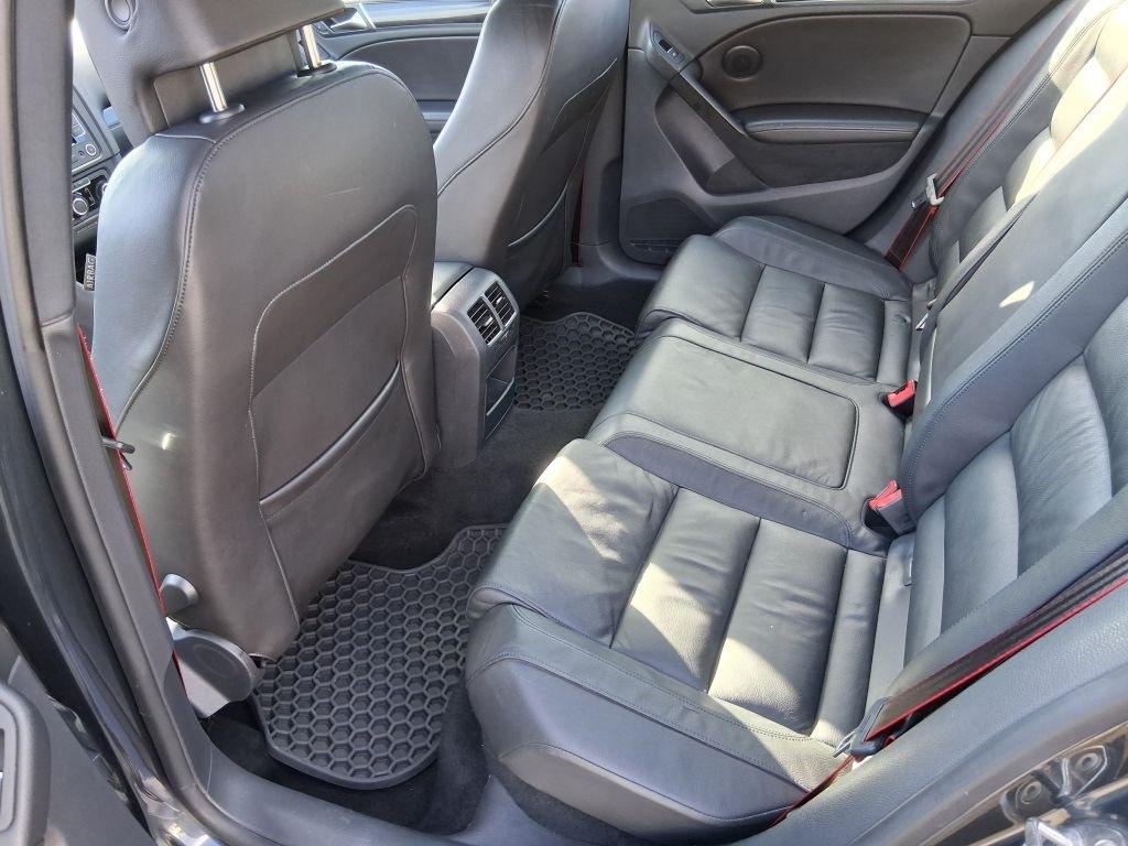 Volkswagen GTI Drivers Edition 4-Door 2014