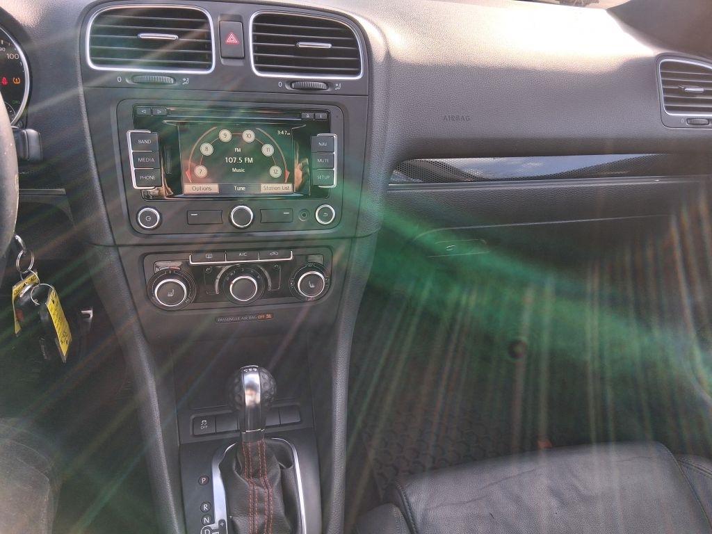 Volkswagen GTI Drivers Edition 4-Door 2014