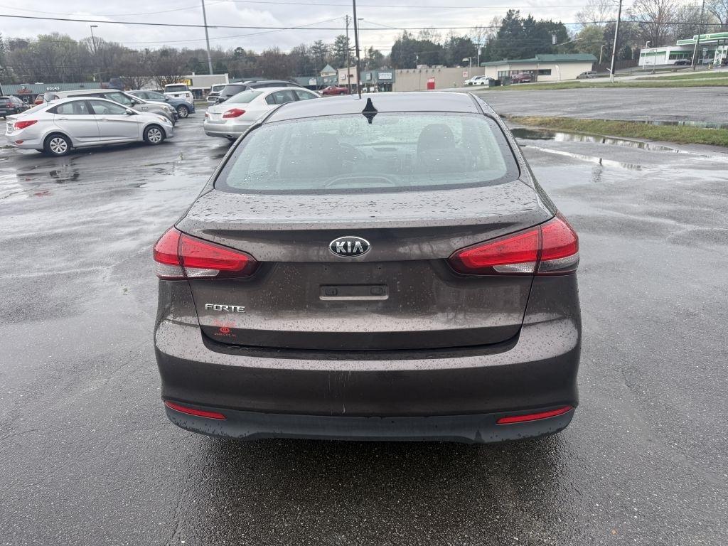 Kia Forte LX 6A 2017