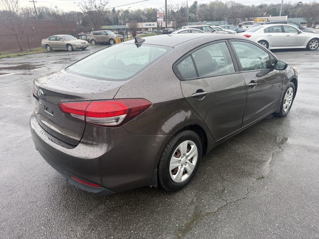 Kia Forte LX 6A 2017