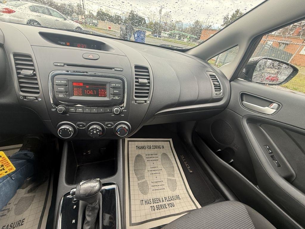 Kia Forte LX 6A 2017