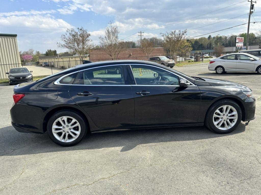 Chevrolet Malibu  2016