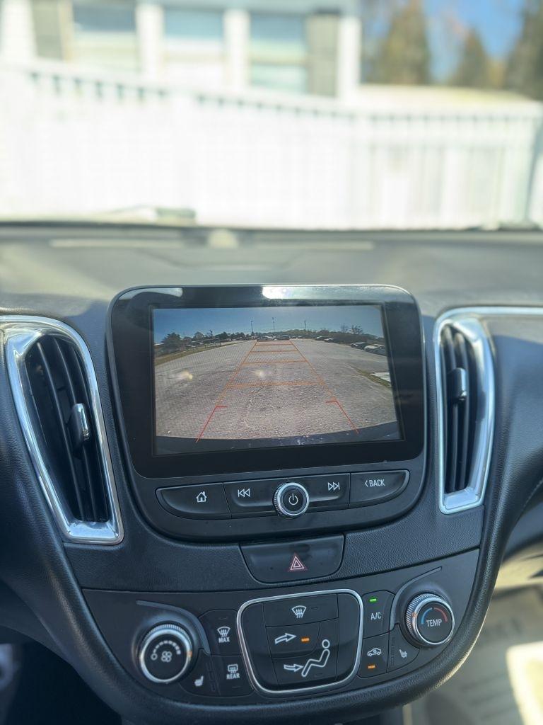 Chevrolet Malibu  2016