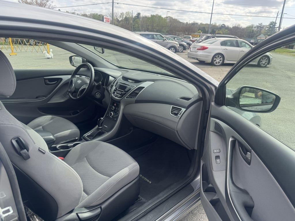 Hyundai Elantra Coupe A/T 2014