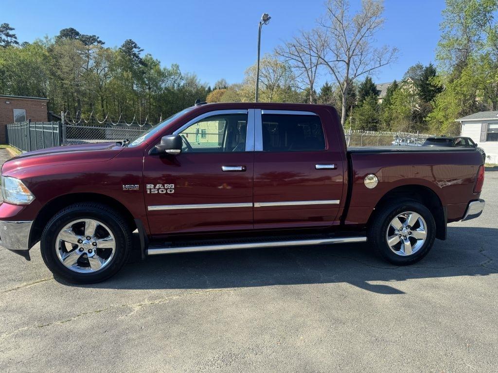 RAM 1500 SLT Crew Cab SWB 4WD 2016