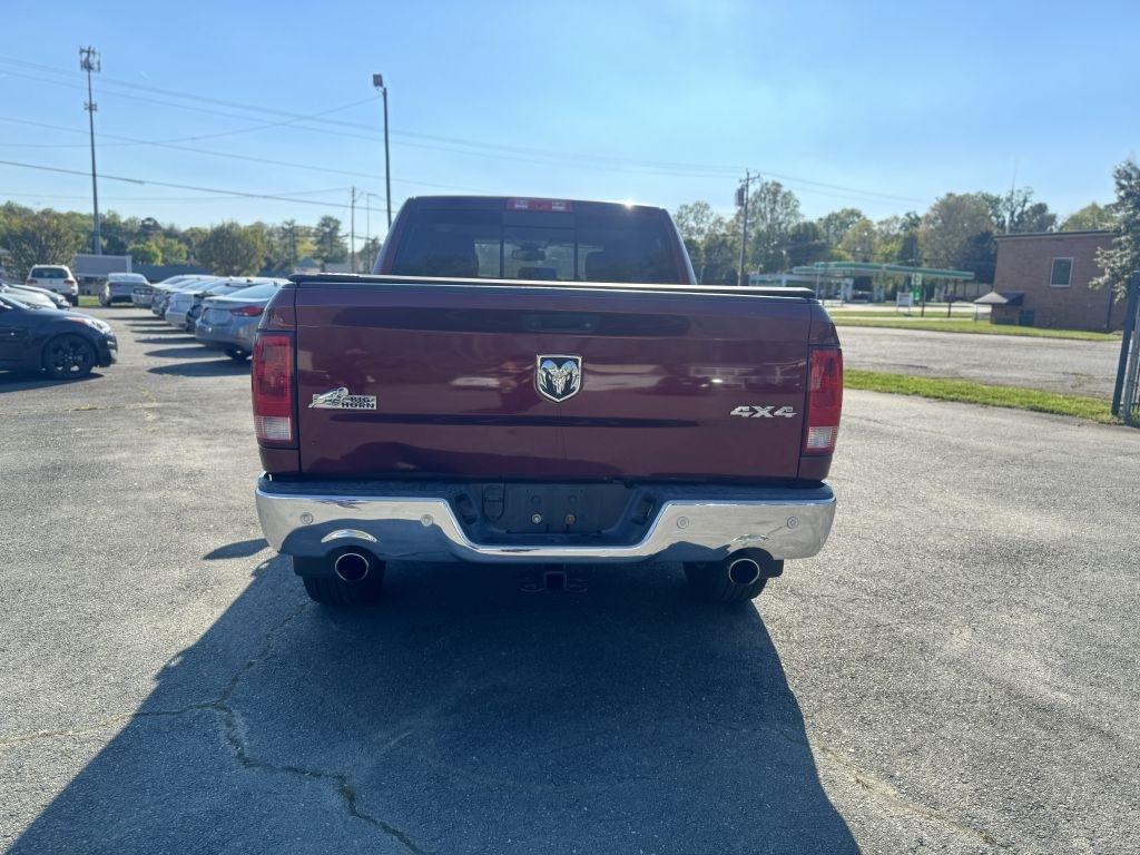 RAM 1500 SLT Crew Cab SWB 4WD 2016