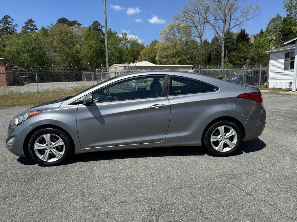 Hyundai Elantra GS Coupe A/T 2013