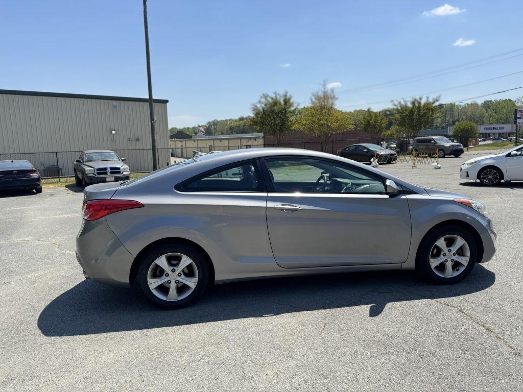 Hyundai Elantra GS Coupe A/T 2013