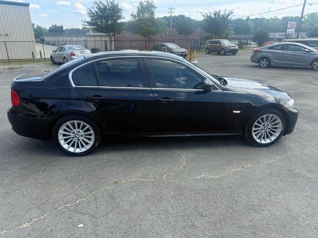 BMW 3-Series 335i SA 2011