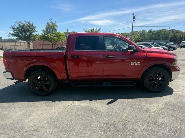 RAM 1500 SLT Crew Cab SWB 4WD 2015