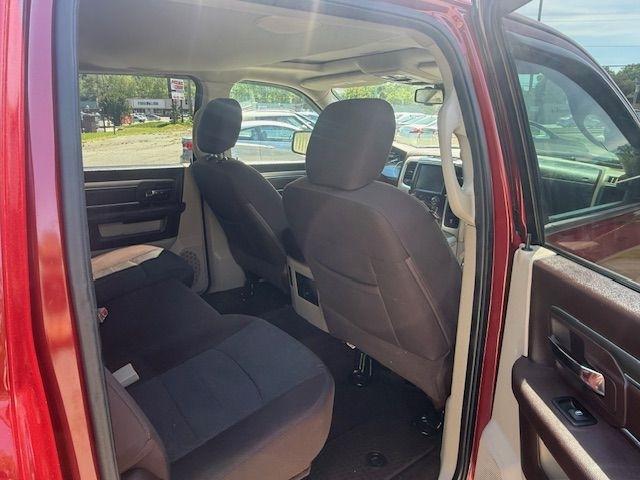 RAM 1500 SLT Crew Cab SWB 4WD 2015