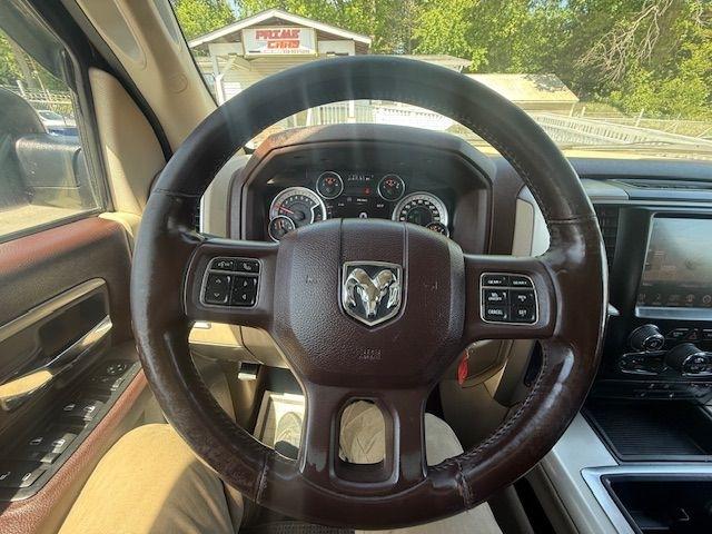 RAM 1500 SLT Crew Cab SWB 4WD 2015