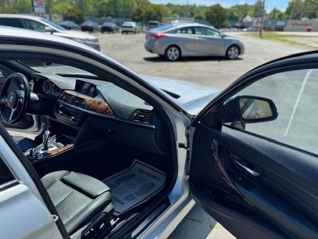 BMW 3-Series 335i Sedan 2013