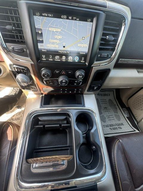 RAM 1500 Longhorn Crew Cab SWB 4WD 2017