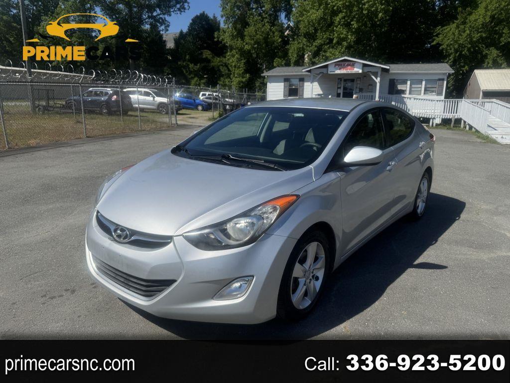 Hyundai Elantra GLS M/T 2013