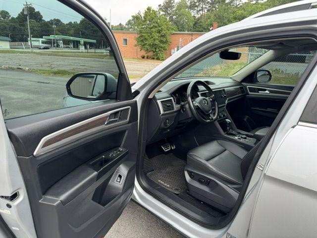Volkswagen Atlas V6 SE w/Technology R-Line 4MOTION 2019