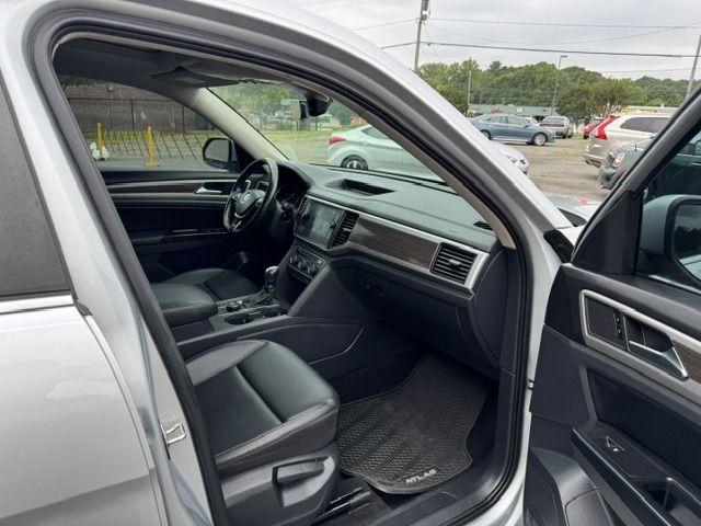 Volkswagen Atlas V6 SE w/Technology R-Line 4MOTION 2019