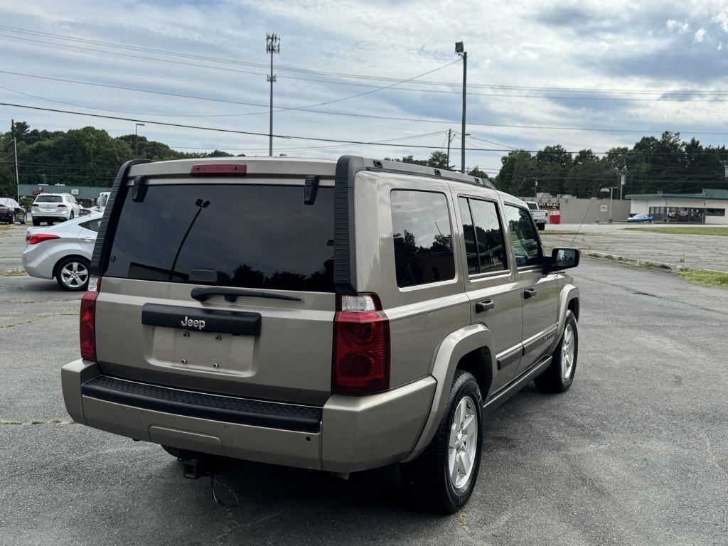 Jeep Commander 2WD 2006