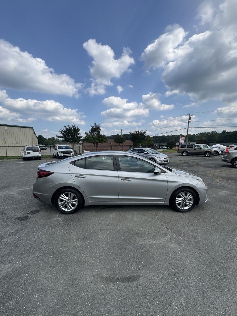 Hyundai Elantra Limited 2020