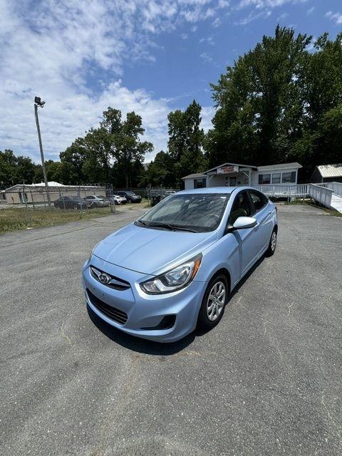 Hyundai Accent GLS 4-Door 2014