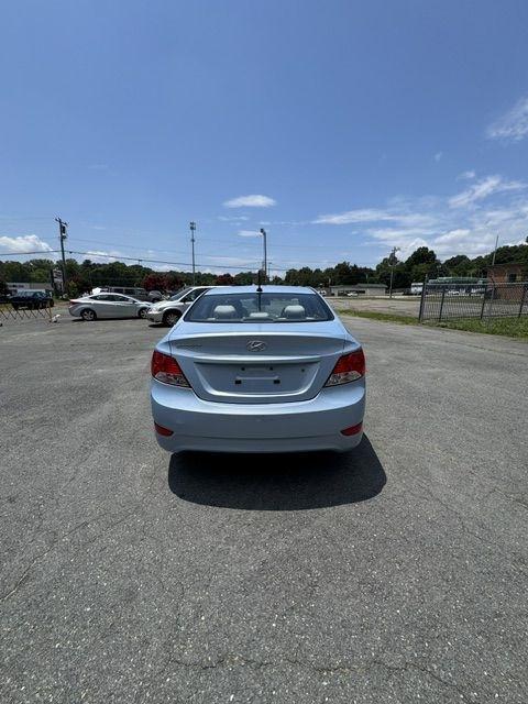 Hyundai Accent GLS 4-Door 2014
