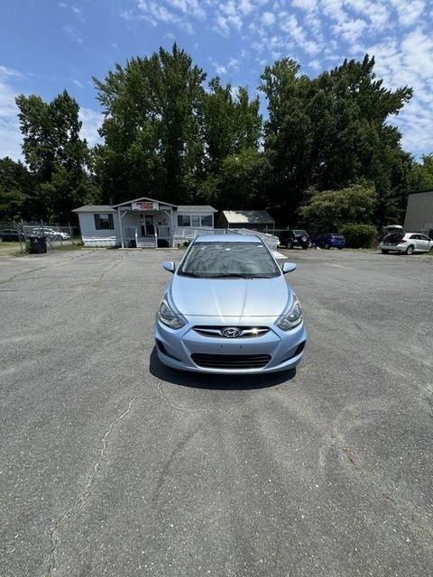 Hyundai Accent GLS 4-Door 2014