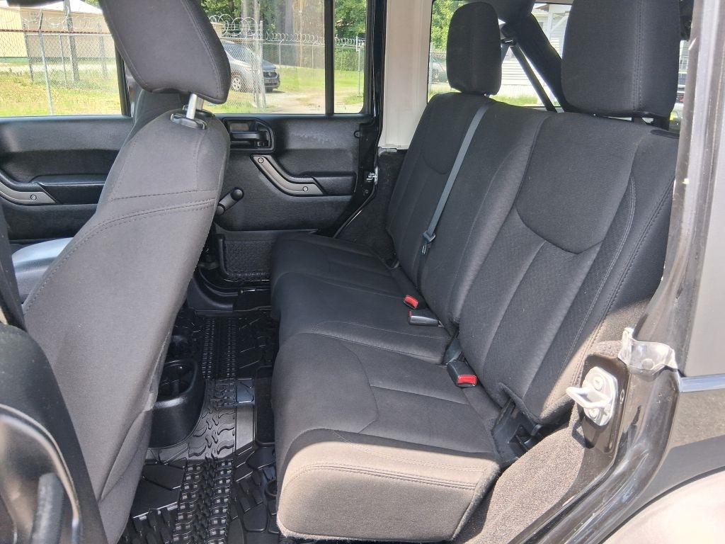 Jeep Wrangler Unlimited Sport 4WD 2017