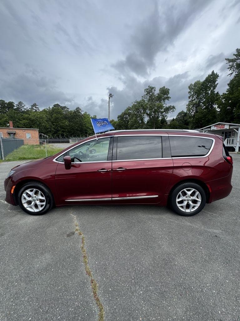Chrysler Pacifica Touring-L Plus 2017
