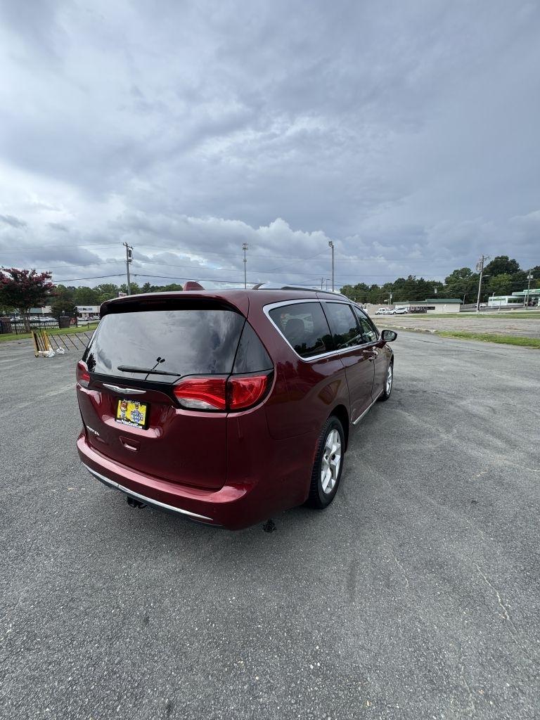 Chrysler Pacifica Touring-L Plus 2017