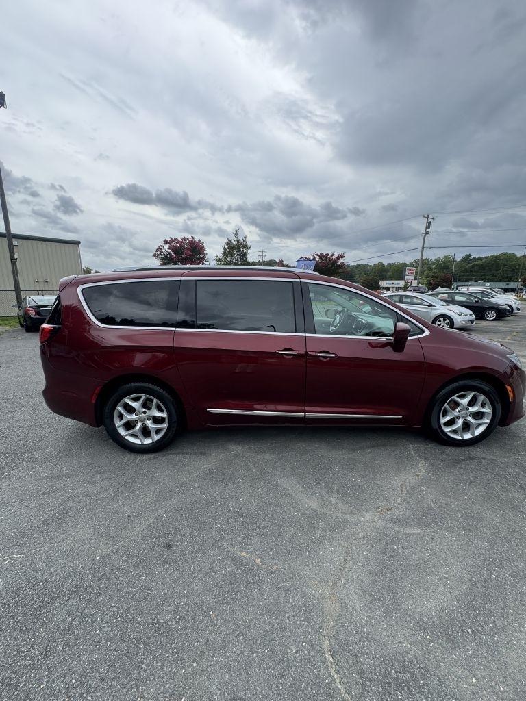 Chrysler Pacifica Touring-L Plus 2017