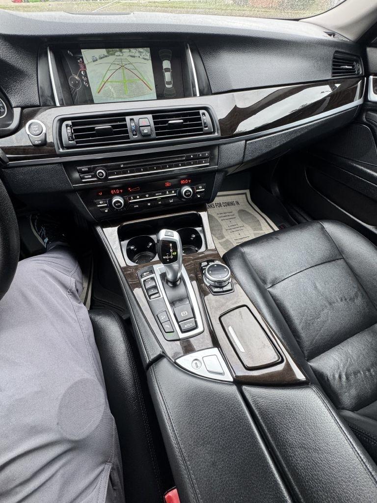 BMW 5-Series 535i xDrive 2014