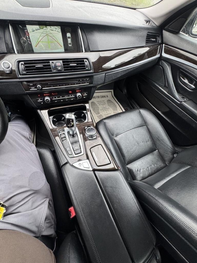 BMW 5-Series 535i xDrive 2014