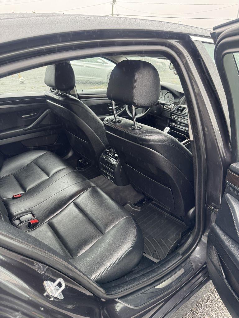BMW 5-Series 535i xDrive 2014
