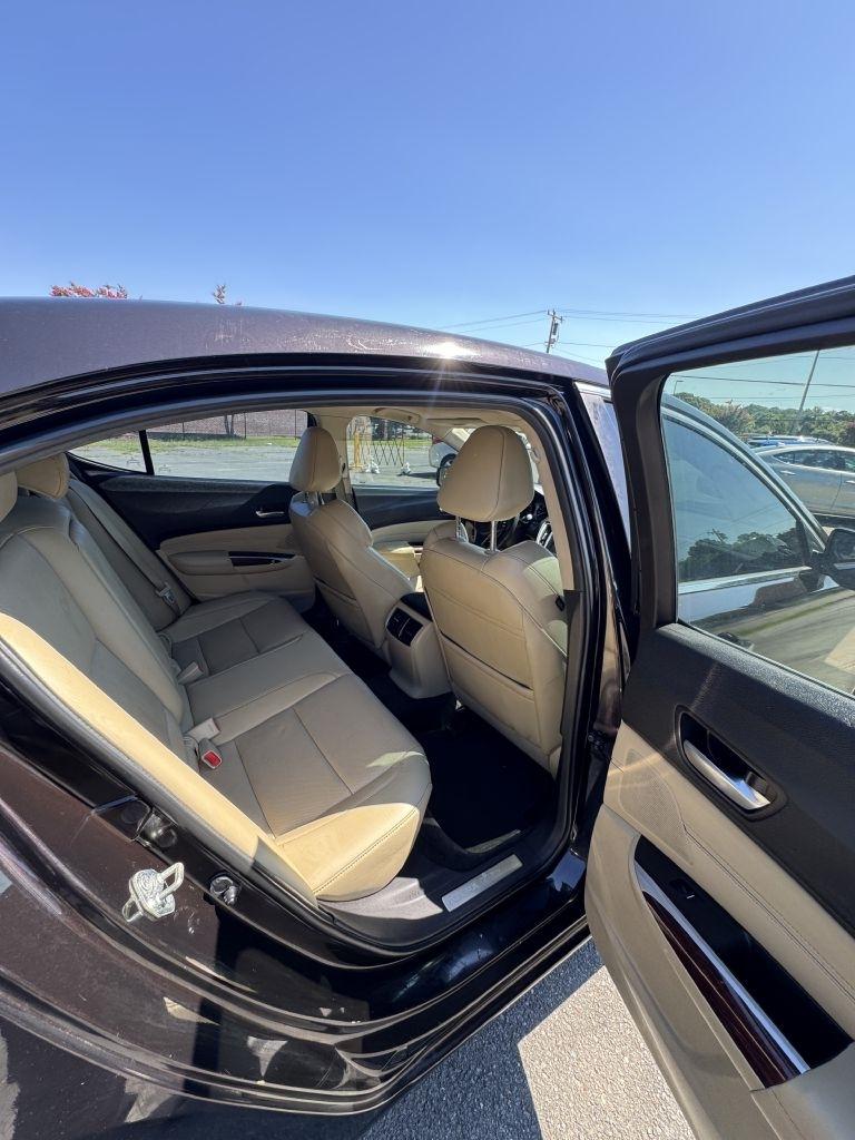 Acura TLX 9-Spd AT w/Technology Package 2016