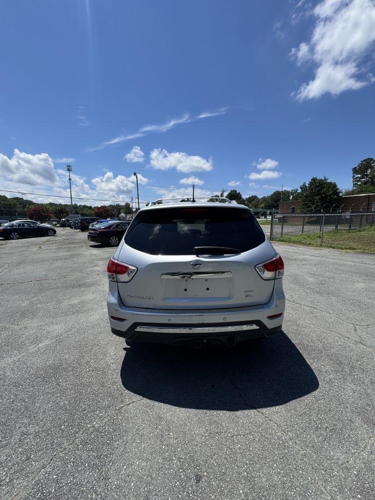 Nissan Pathfinder S 4WD 2014