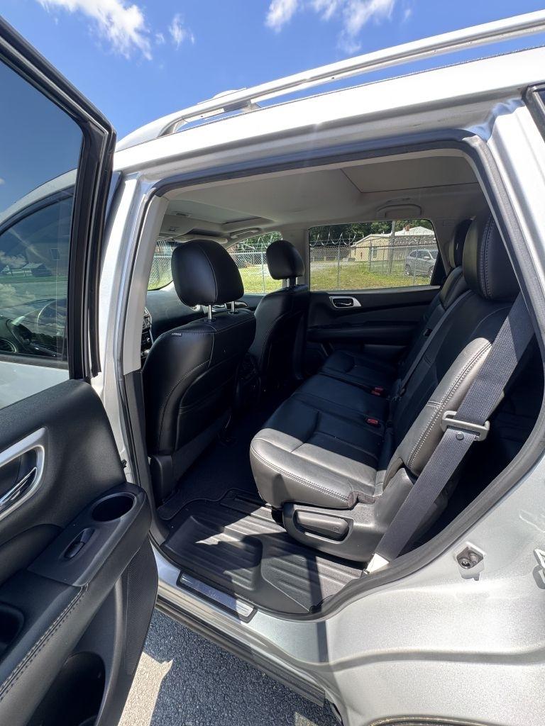 Nissan Pathfinder S 4WD 2014