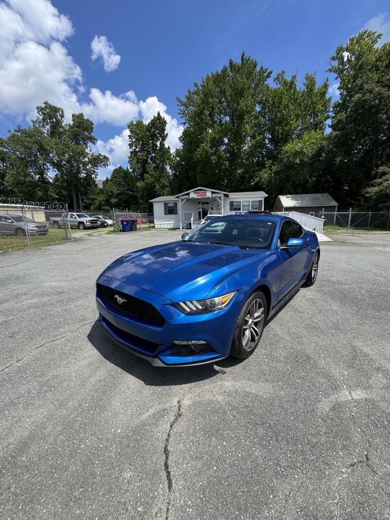 2017 Ford Mustang EcoBoost Coupe