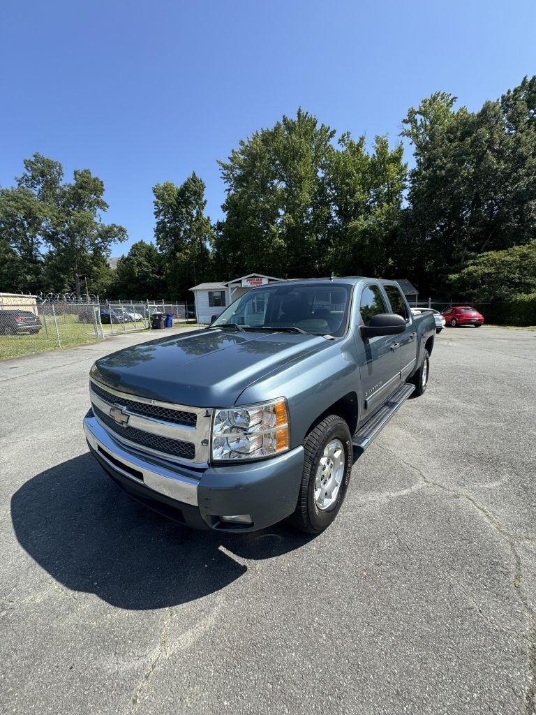 2011 Chevrolet Silverado 1500 LT Crew Cab 2WD