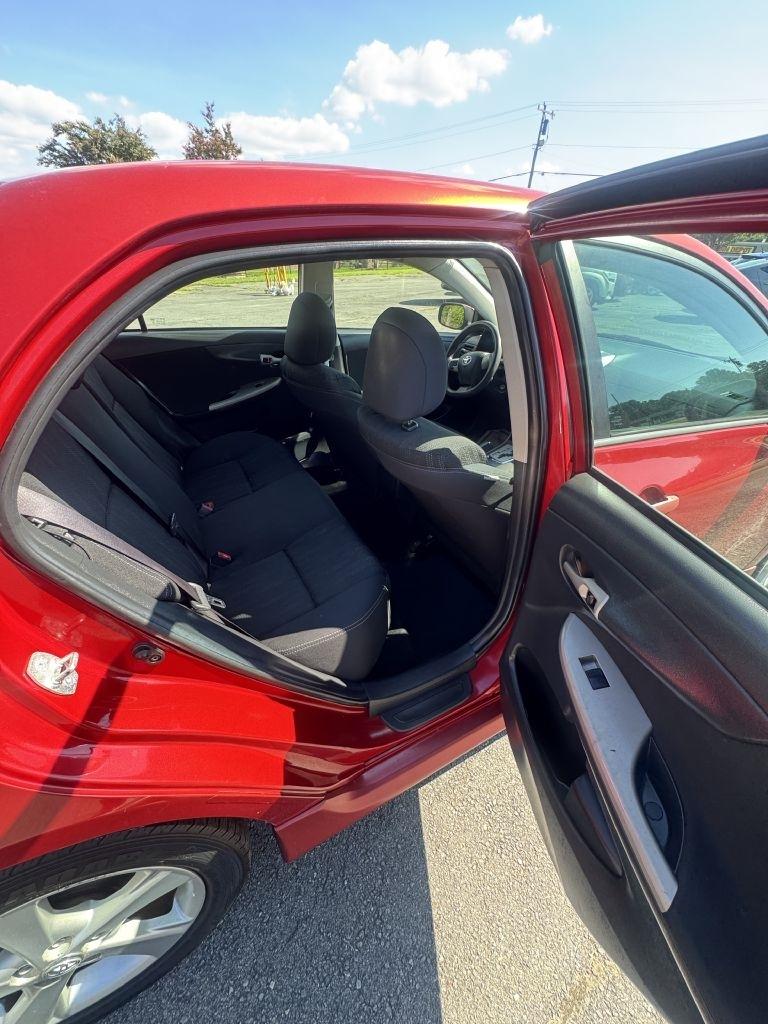 Toyota Corolla S 5-Speed MT 2013