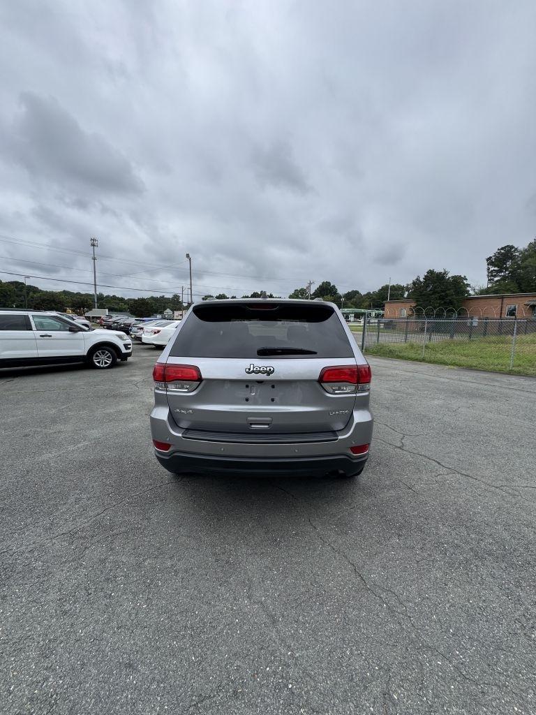 Jeep Grand Cherokee Laredo E 4WD 2021