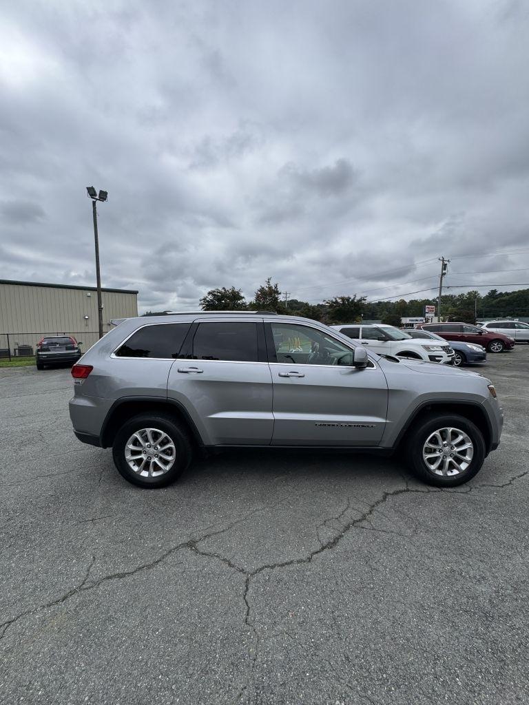 Jeep Grand Cherokee Laredo E 4WD 2021