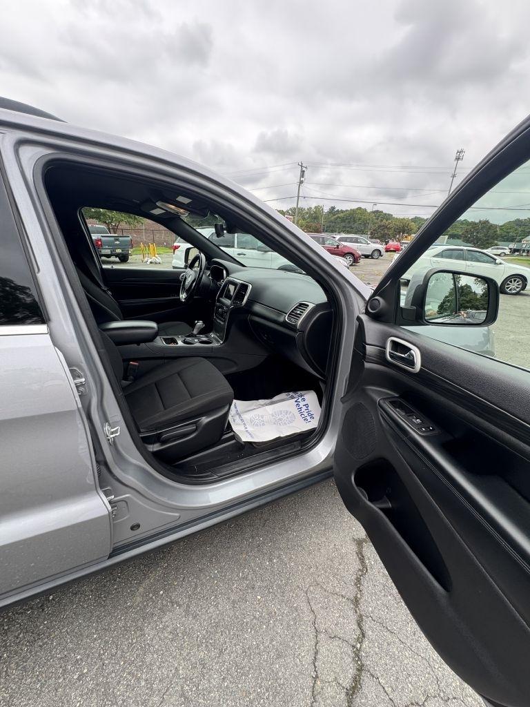 Jeep Grand Cherokee Laredo E 4WD 2021