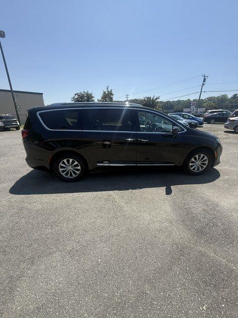 Chrysler Pacifica Touring-L Plus 2018